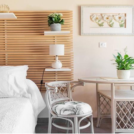 Chambre Et Table D'Hotes Villa Pomponette ナン・レ・パン エクステリア 写真