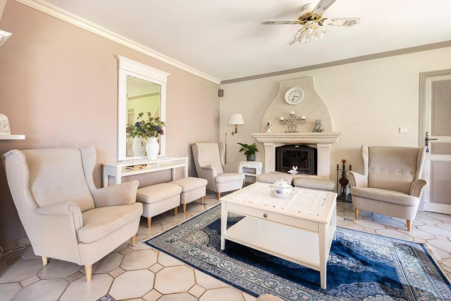 Chambre Et Table D'Hotes Villa Pomponette ナン・レ・パン エクステリア 写真