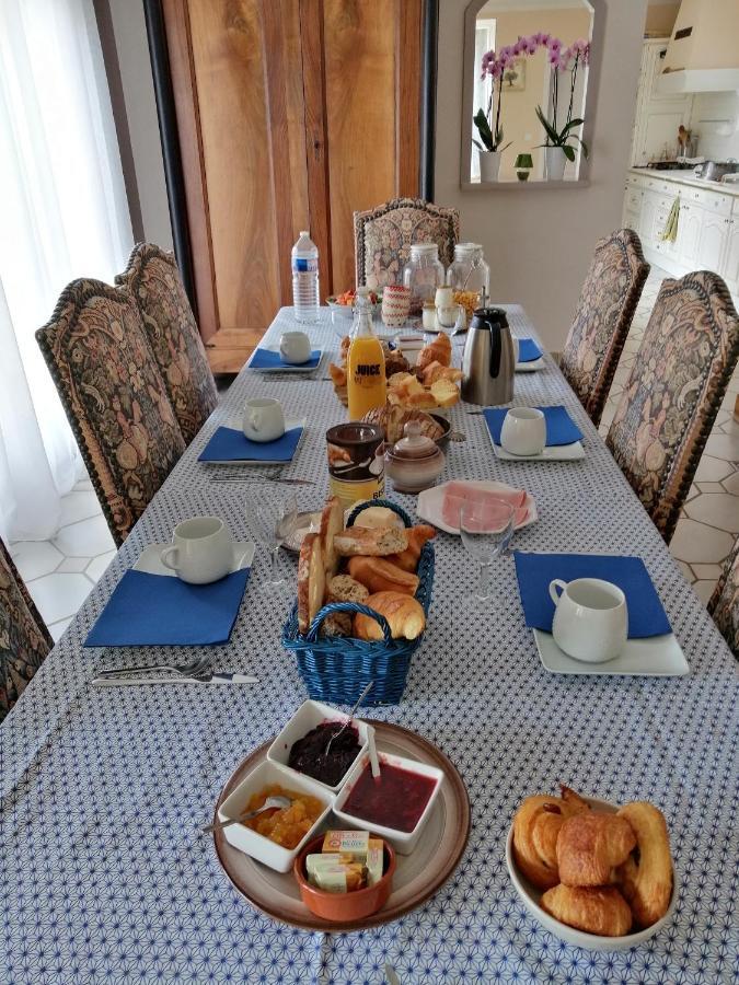 Chambre Et Table D'Hotes Villa Pomponette ナン・レ・パン エクステリア 写真